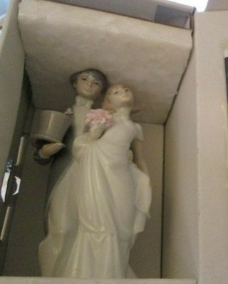 Lladro Bride Groom Couple Wedding Bell Figurine Statue Cake Topper 2