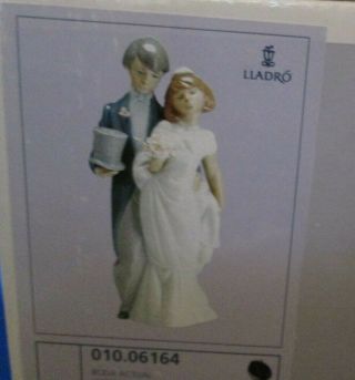 Lladro Bride Groom Couple Wedding Bell Figurine Statue Cake Topper 4