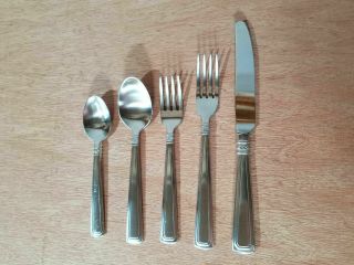Longaberger Woven Traditions 5 Piece Stainless Flatware Silverware Set