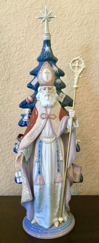 Lladro 5427 St Nicholas - Figurine Lovely