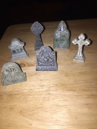 Department 56 Halloween Grave Stones