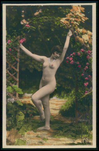 French Nude Woman Nudist Pergola Old 1920s Tinted Color Photo Postcard
