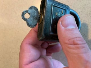 RARE Antique Vintage Yale Lock Padlock with Key 2