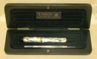 Parker Duofold International Pearl Black Marbled Rollerball Pen W/ Box Ex Cond