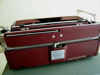 Vintage Olympia Deluxe Portable Typewriter SM4 w/ 2 - Tone Case Maroon 6