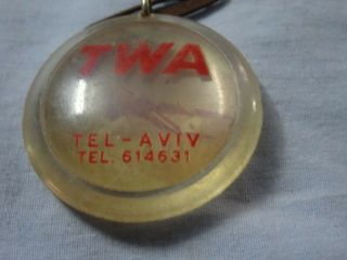 TWA AIRLINES TEL AVIV ISRAEL RARE OLD PLASTIC KEYCHAIN KEY RING 3