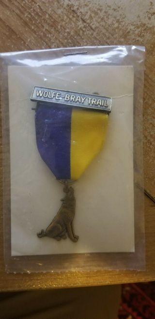Wolf - Bray Trail Medal Bsa Boy Scouts Diablo Council Ca
