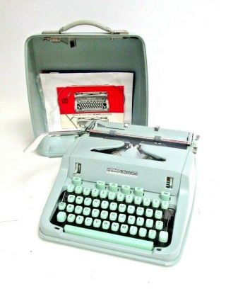 Vintage Paillard Hermes 3000 Portable Typewriter W/ Case 2