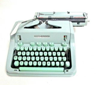 Vintage Paillard Hermes 3000 Portable Typewriter W/ Case 3