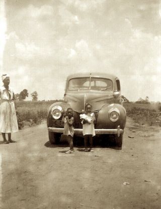 1950s Era Photo Negative Car Mother Kids No Shade In Site Seneca South Carolina