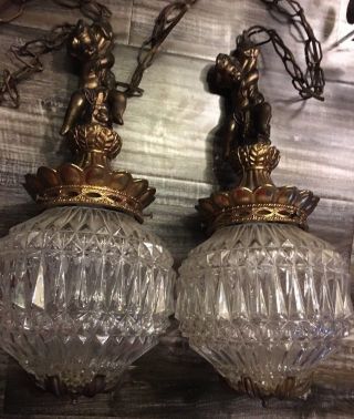 Vintage Mid Century Hollywood Regency Glass Cherub Swag Hang Lamp Lights 3