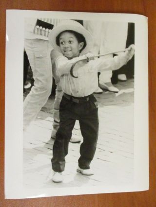 Vintage Glossy Press Photo Actor Emmanuel Lewis Stars In Cbs 