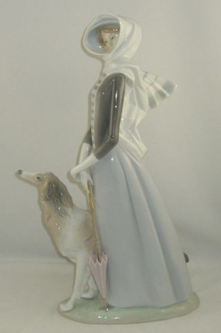 Lladro 15 1/2 " Tall Figurine 4594 " Lady With Greyhound " Retired 1981 / No Box
