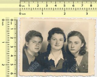 Three Girls,  Females Portrait Vintage Old Photo Snapshot