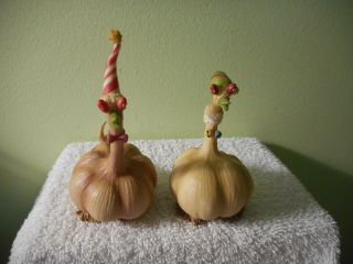 Enesco Home Grown Garlic Holiday Geese Figurines 4011165