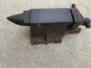 Antique bench vise & anvil combination blacksmith patented 1912 No 380A forge 2