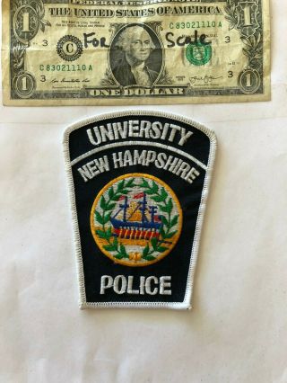 University Of Hampshire Police Patch Un - Sewn In Shape