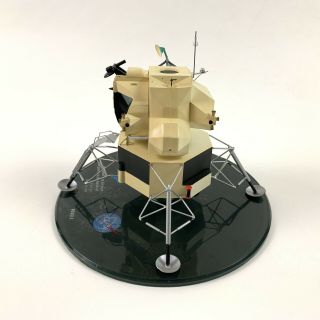 Vintage Grumman LEM (Lunar Excursion Module) Factory Desk Model Topping/Precise 5