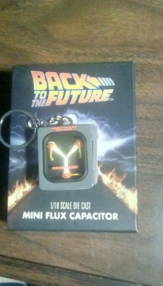 Back to the Future Mini Flux Capacitor Keychain,  Spare Battery & Circuit Board 2