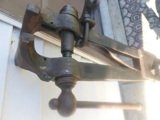 Vintage Columbian post vice antique blacksmith tool 6 1/4 inch jaw 6