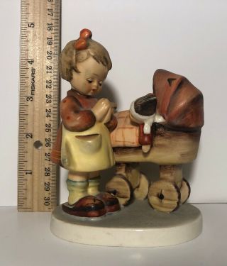 Hummel Goebel Figurine 67 Tmk 5 Doll Mother V348 Qq
