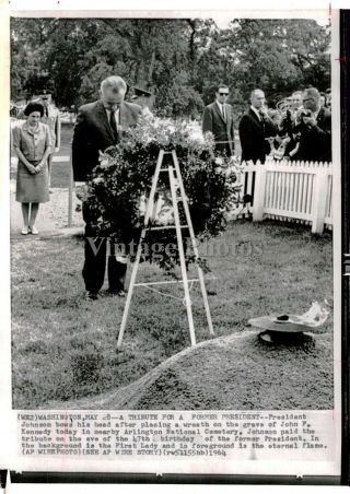 1964 Wire Photo President Jfk John F Kennedy Johnson Wa Grave Cemetery 6x8