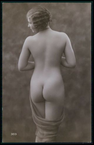 French Nude Woman Butt Pose Rear Back C1910 - 1920s Photo Postcard Hh