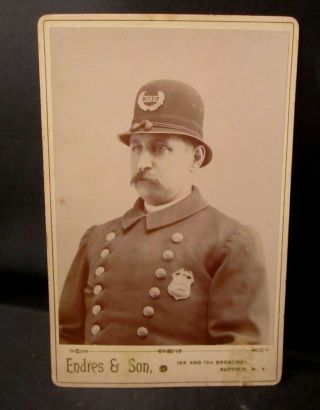 Cabinet Card Photo Buffalo York Patrolman In Uniform Precinct 386 Policeman
