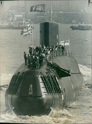 The Launching Of The Hms Renown At Cammell Laird 