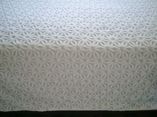 VINTAGE CHENILLE BEDSPREAD WHITE TUFTING ON PALE PEACH BACKGROUND 88 X 100 4