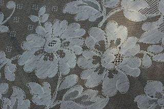 STUNNING Vintage French Alencon Lace Tablecloth BIG 72 x 108 