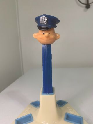 Vintage Police Officer Policeman No Feet Pez Dispenser