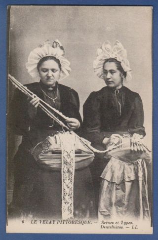 France Velay Women Bobbin Lace Maker - Old Postcard