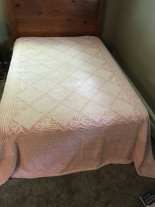 Vintage Pink /white Chenille Cover Bedspread Full/queen.