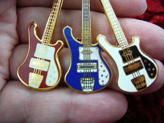 (M - 311 - D) Pick 1 of 6 colors RICKENBACKER Bass Guitar KEYCHAIN 24k goldplated 2
