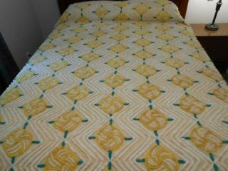 Vintage Yellow 66 Flowers Fluffy Chenille Bedspread Cutter