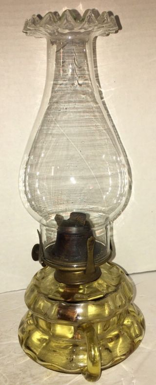 Fine Early AMBER Art Glass Kerosene Oil Lamp Ruffled Shade 2