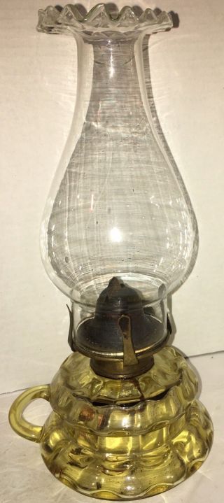 Fine Early AMBER Art Glass Kerosene Oil Lamp Ruffled Shade 3