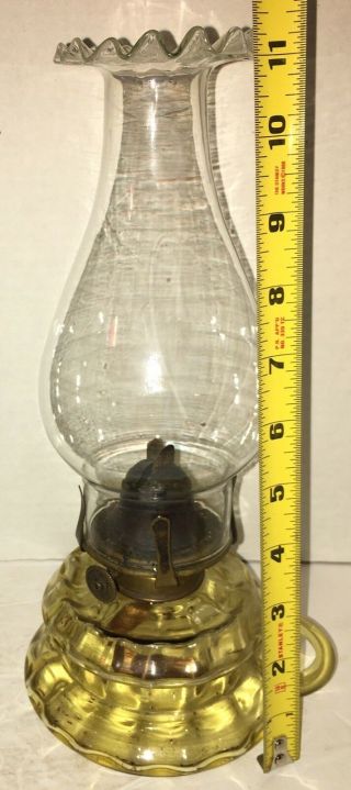 Fine Early AMBER Art Glass Kerosene Oil Lamp Ruffled Shade 8