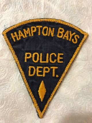 Old Defucnt Hampton Bays York Village Police Patch (abolished 1975)