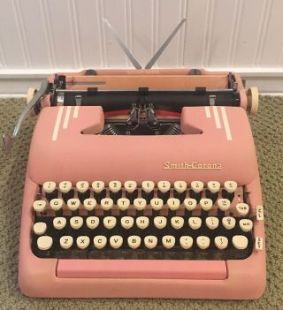 1955 Pink Smith Corona Silent 5T Series Portable Pica Typewriter With Case 6