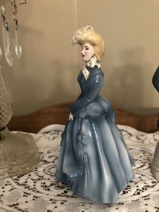 Florence Ceramics Pasadena,  California Victorian Lady And Man figurine Blue 6