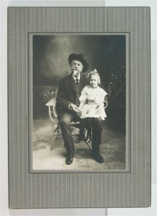 1914 Buffalo Bills Wild West Cody Family Photo Of Bill Cody & Granddaughter Jane
