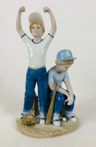 Baseball Winner Looser Home Run Paul Sebastian Figurine Vintage 1989 9 "