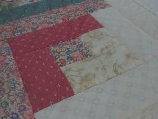 EXQUISITE VINTAGE CANDY PINK PEONY CAMELLIA AUTHENTIC FARMHOUSE LOG CABIN QUILT 11
