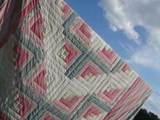EXQUISITE VINTAGE CANDY PINK PEONY CAMELLIA AUTHENTIC FARMHOUSE LOG CABIN QUILT 2