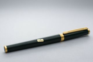 Mont Blanc Noblesse OBLIGE Green Resin With Gold Plated Trim,  Fountain Pen.  14K/ct 6