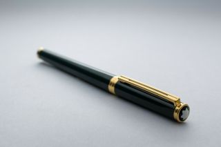 Mont Blanc Noblesse OBLIGE Green Resin With Gold Plated Trim,  Fountain Pen.  14K/ct 7