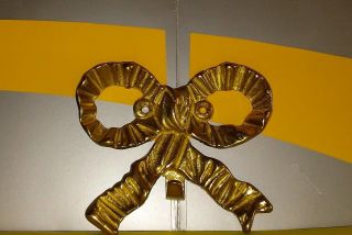 Set Of 4 Vintage Solid Brass Ornate Ribbon Style Bow Tie Golden Hooks 7