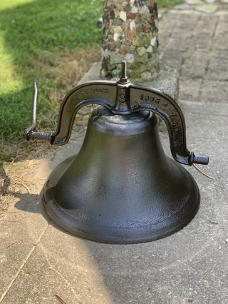 C.  S.  Bell Co.  Cast Iron Bell 3 1886 Originial Yoke